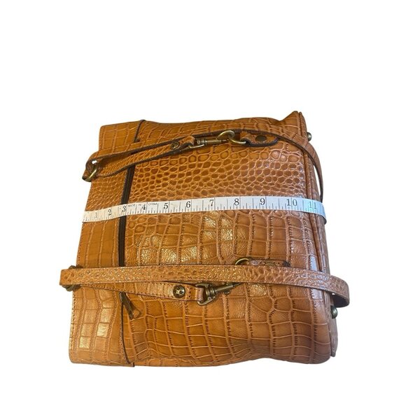 Patricia Nash Albi Brown Leather Croc-Embossed Convertible Tote/Backpack Bag - Picture 7 of 12